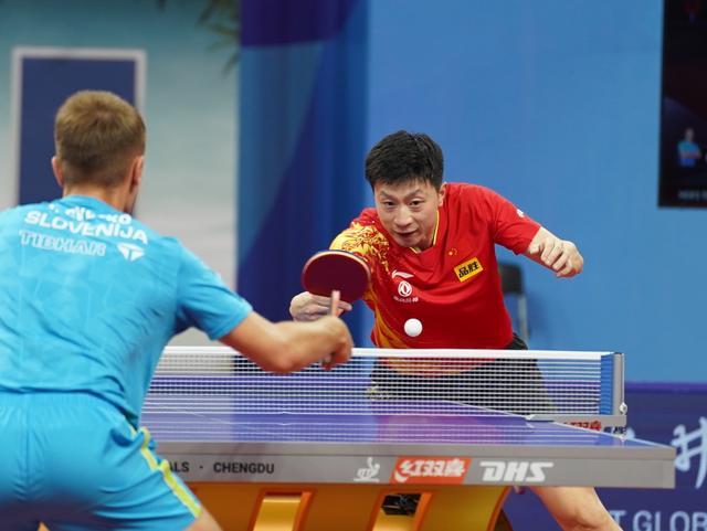 据着主导地 据着主导地